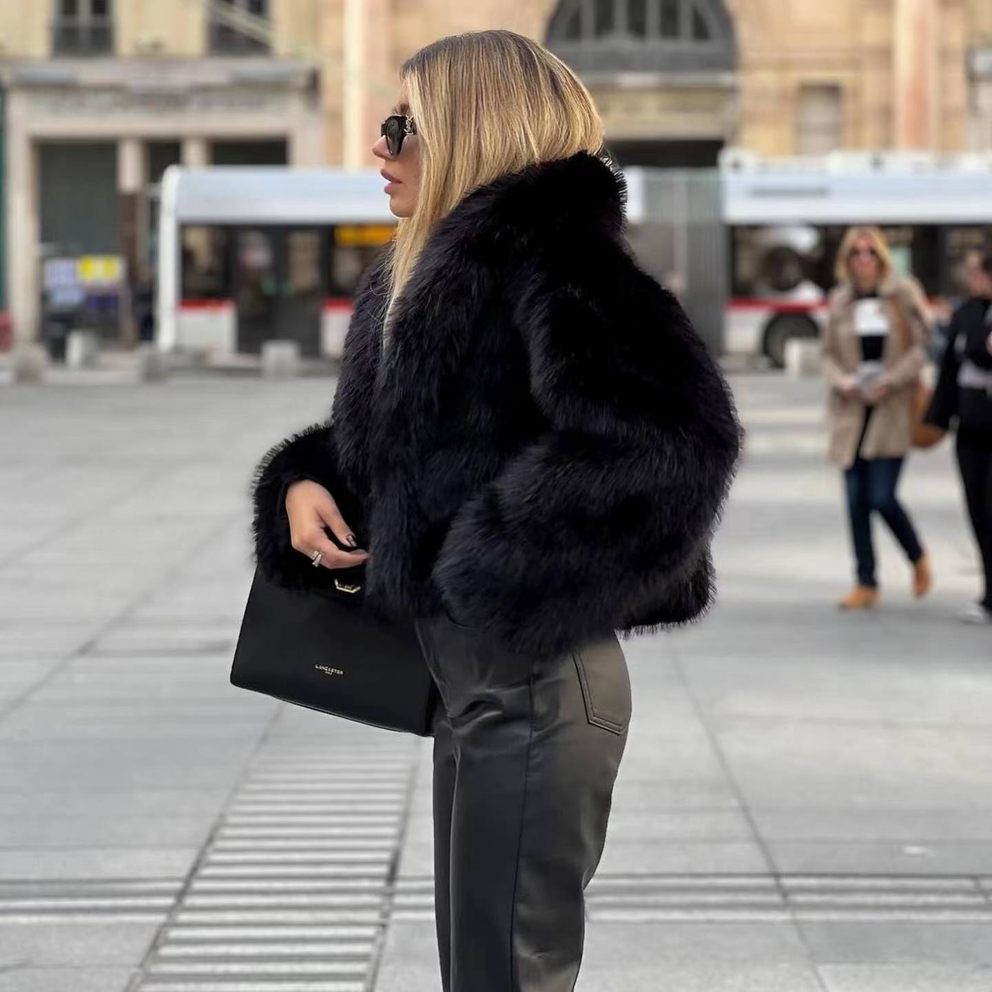 ARELLE™ - VESTE EN FOURRURE